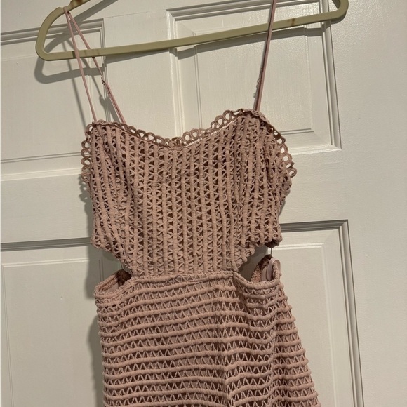 Saints & Secrets Mauve cut out tie up back size medium midi dress - Picture 5 of 13